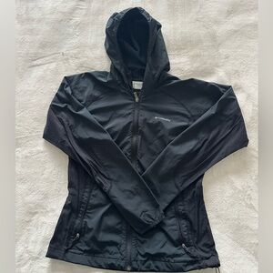Women’s Columbia rain jacket